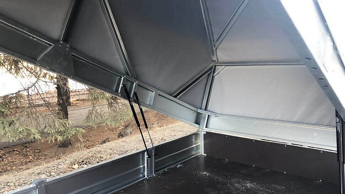 Подъемный каркас на прицеп на газовых упорах Подъемный каркас на прицеп на газовых упорах